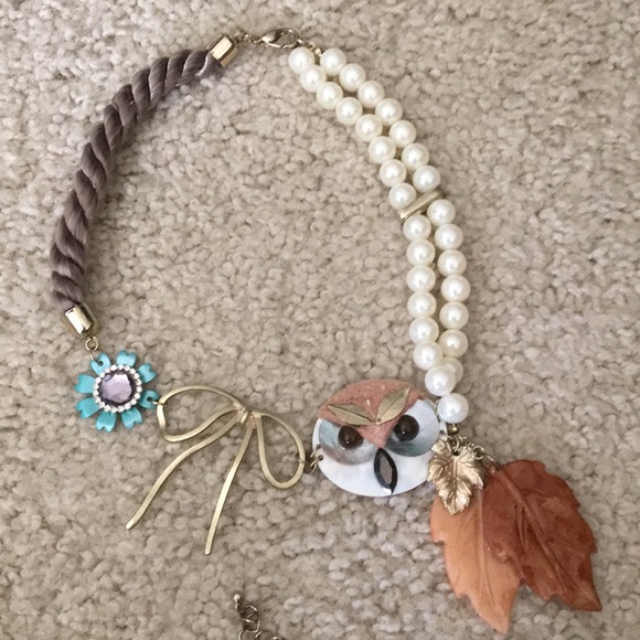 4 Statement necklaces-sold together - Picture 3 of 5